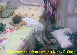 KOM�K ve �LG�N� FOTO�RAFLAR